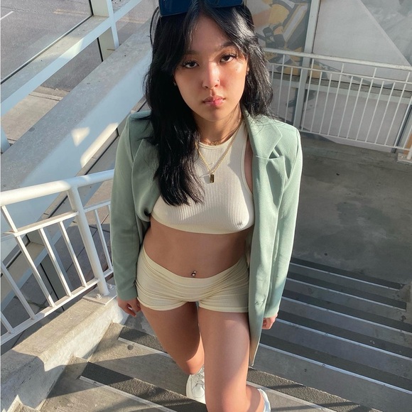 Meet your Posher, Cheyenne - Picture 9 of 13